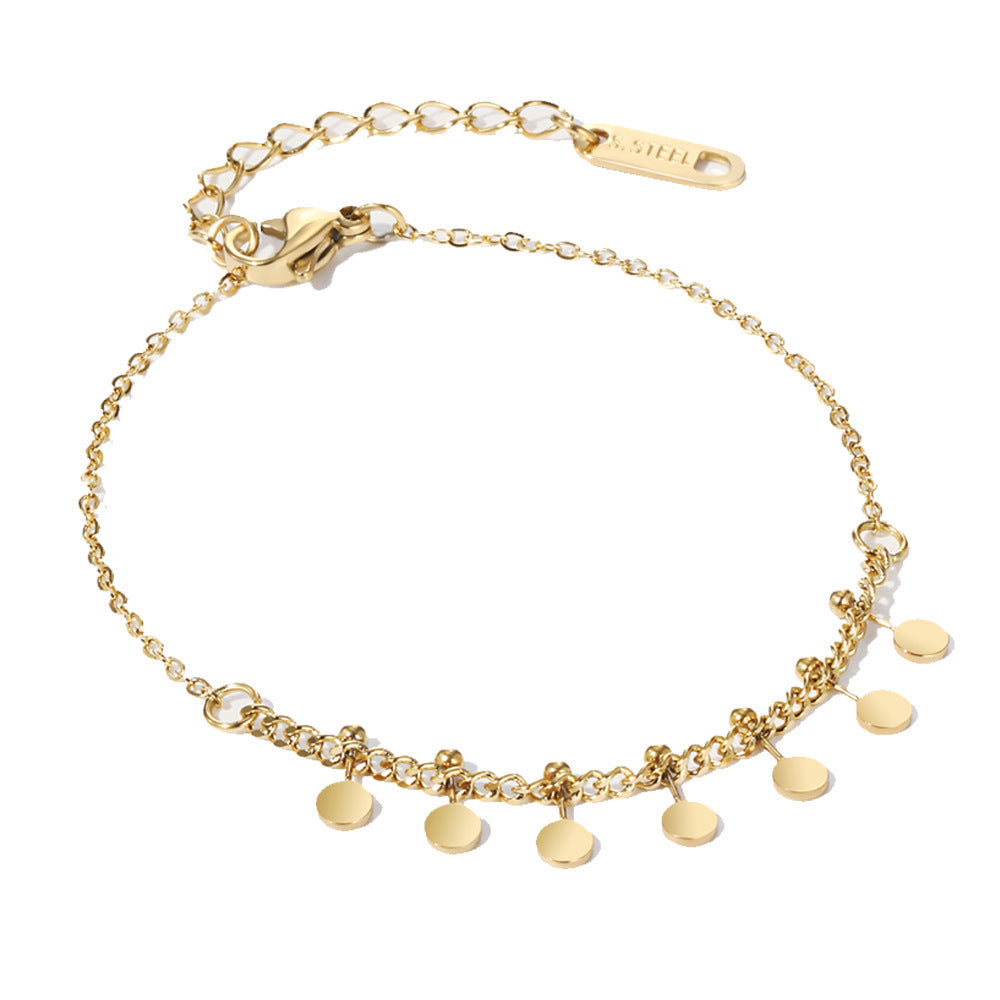 Elegantes goldenes Armband